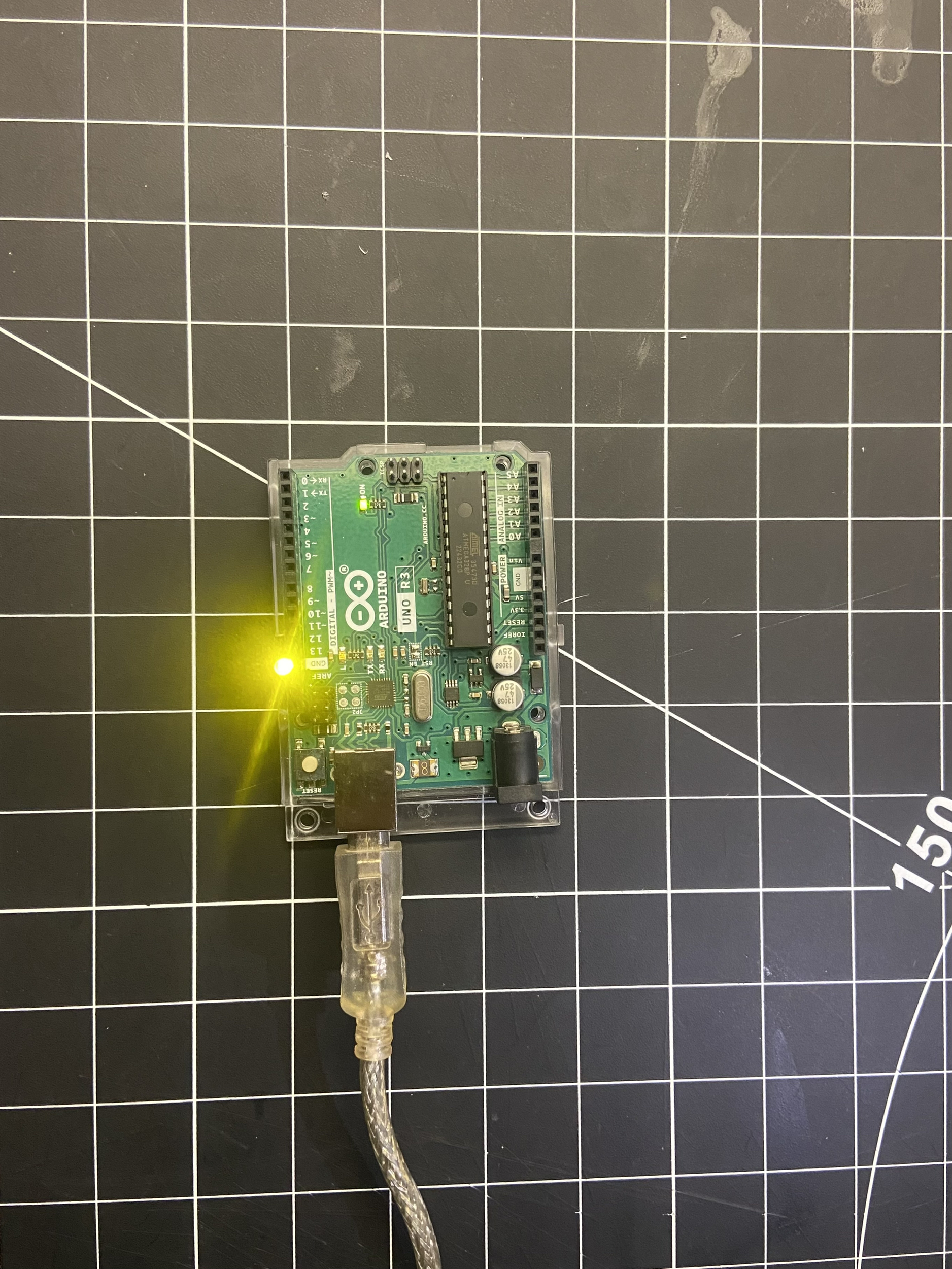 Testing out if Arduino works alongside with my computer and are compatible with one another.